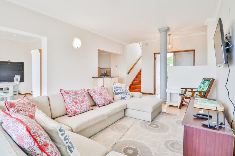 To Let 4 Bedroom Property for Rent in Pinnacle Point Golf Estate Western Cape